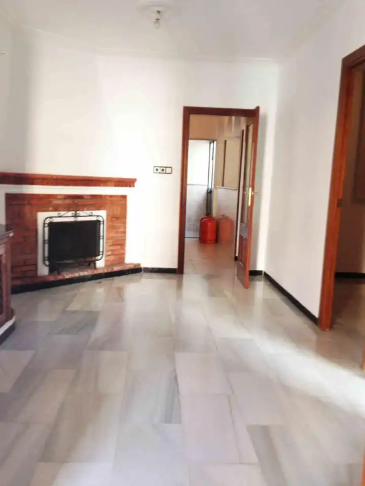 Houses for rent in Dos Hermanas  with Air Conditioner