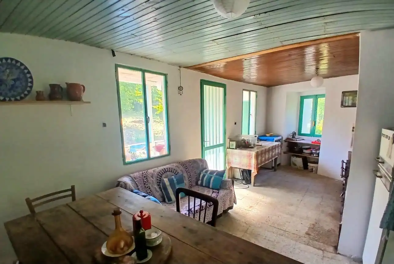 Sala d'estar de Finca rústica en venda en Gomesende amb Jardí privat, Terrassa i Traster