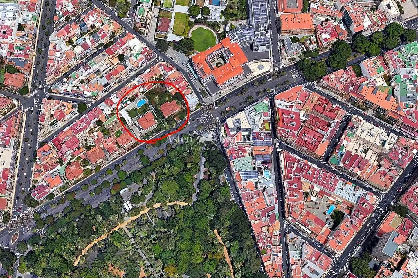 Vista exterior de Casa o xalet en venda en Santa Cruz de Tenerife amb Aire condicionat, Terrassa i Piscina