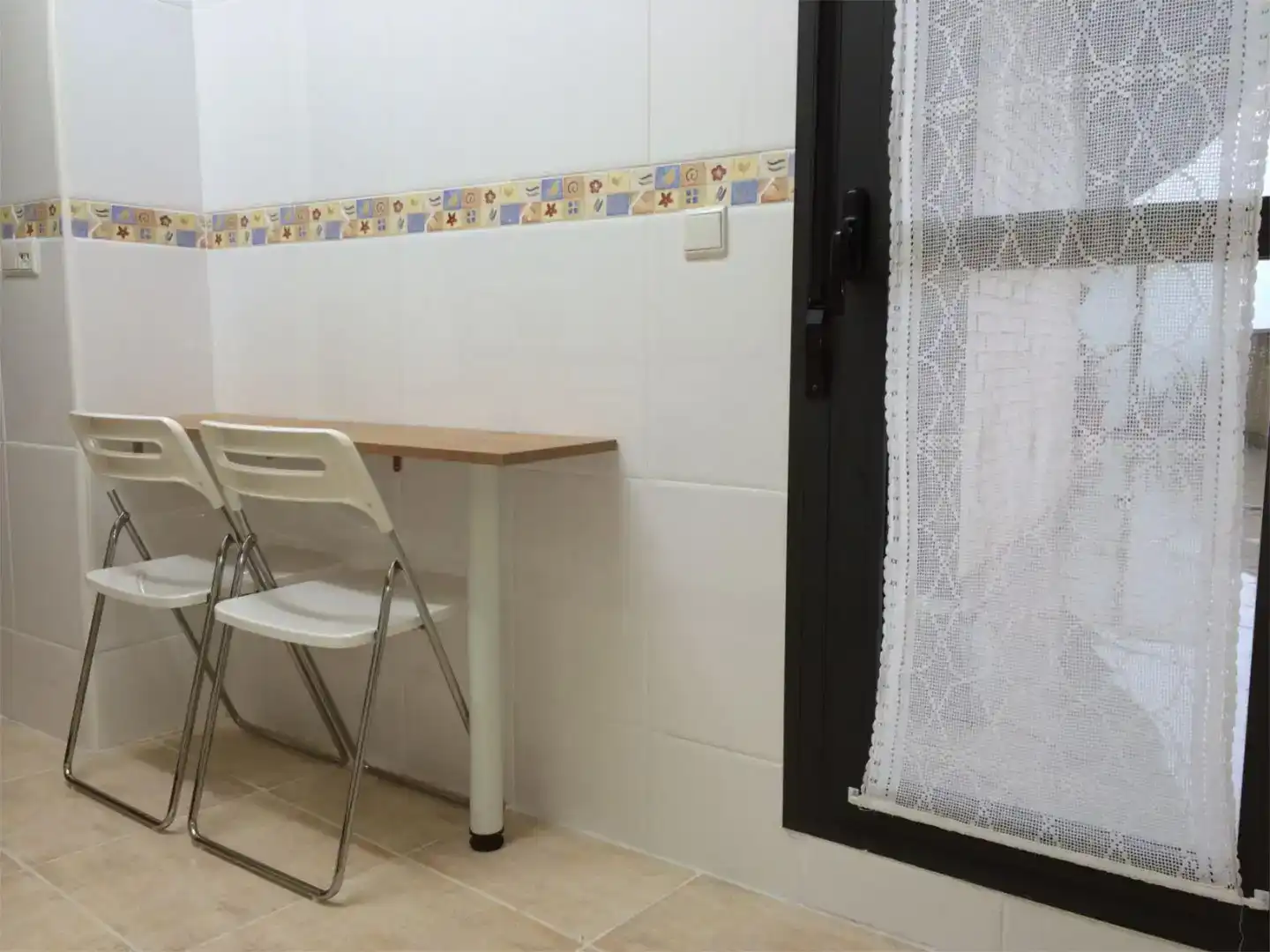 Schlafzimmer von Wohnung zur Miete in  Zaragoza Capital mit Klimaanlage