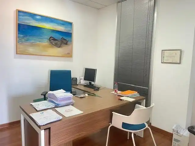 Oficina de lloguer en Benalmádena amb Aire condicionat, Calefacció i Moblat