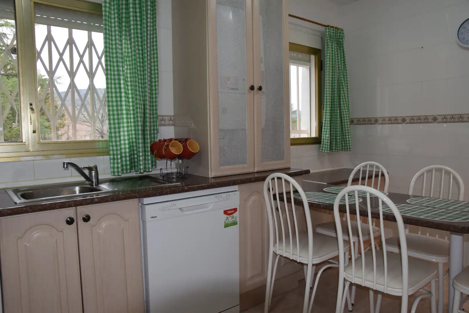 Cocina de Casa o chalet en venta en Moralzarzal con Calefacción, Jardín privado y Terraza