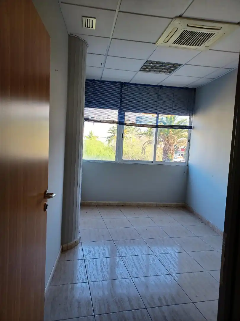 Habitación de Oficina de alquiler en Santa Cruz de Tenerife con Aire acondicionado