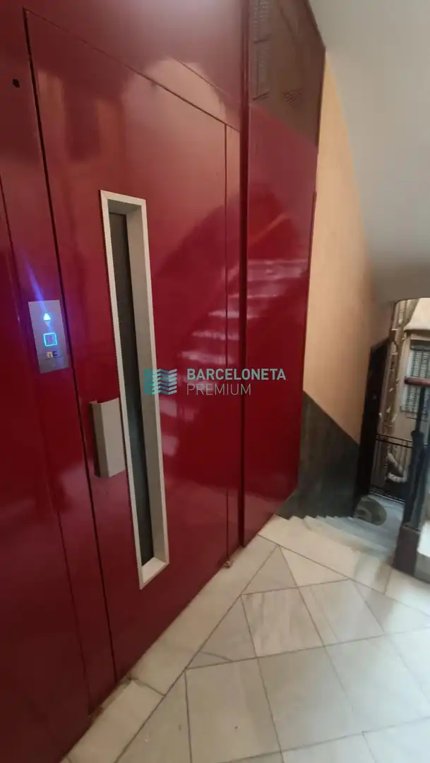 Wohnung zur Miete in Barcelona mit Klimaanlage, Terrasse und Möbliert