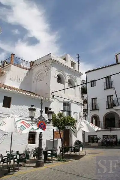 Vista exterior de Casa adosada en venda en Canillas de Aceituno