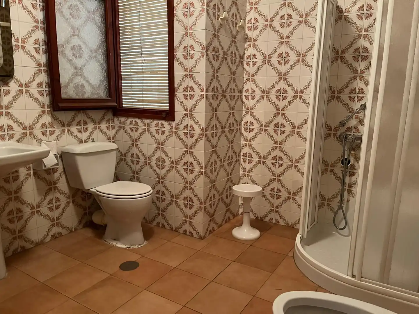 Bany de Pis en venda en Almansa amb Calefacció i Moblat