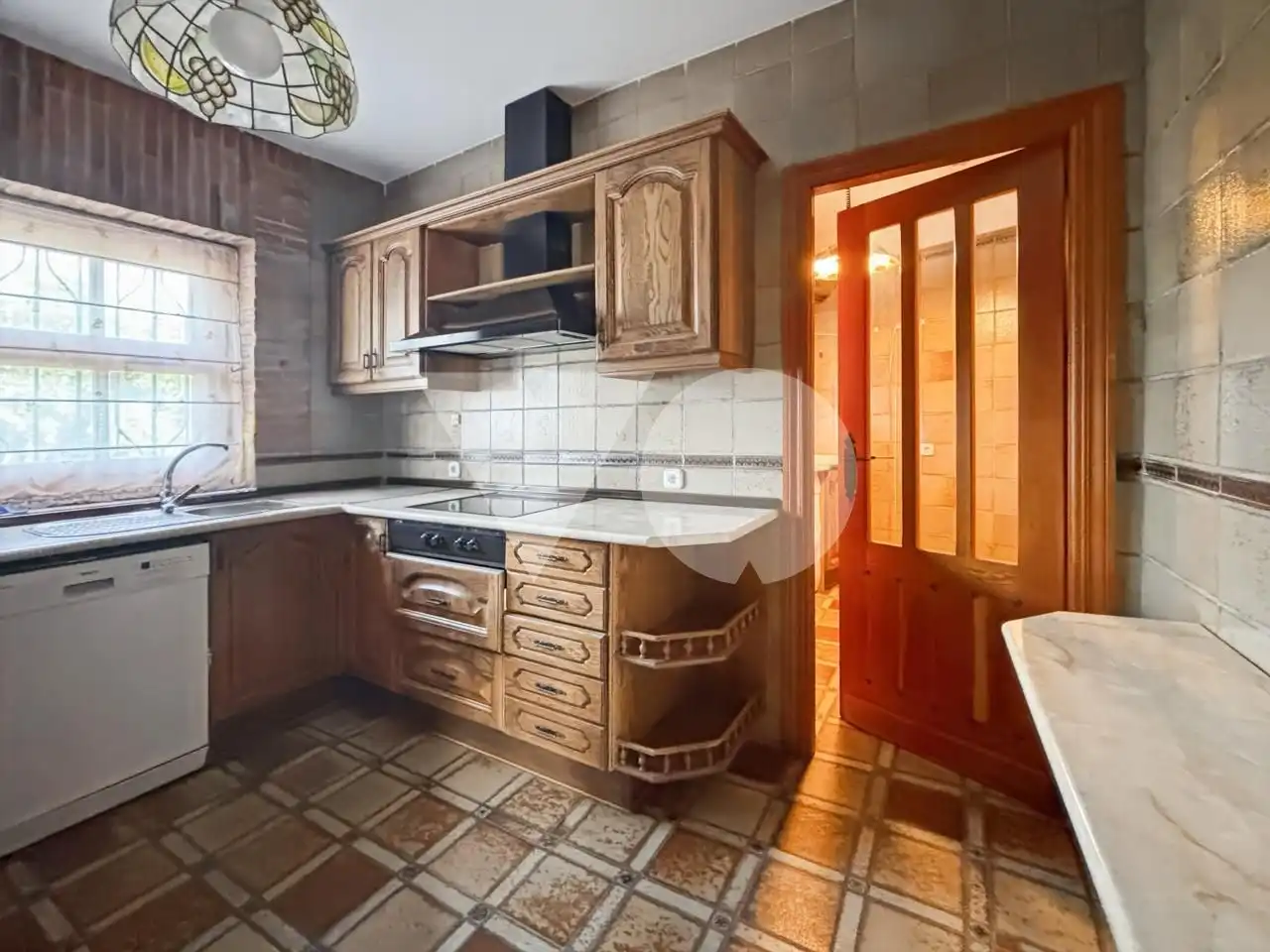 Cocina de Finca rústica en venta en Valdemorillo con Calefacción y Jardín privado