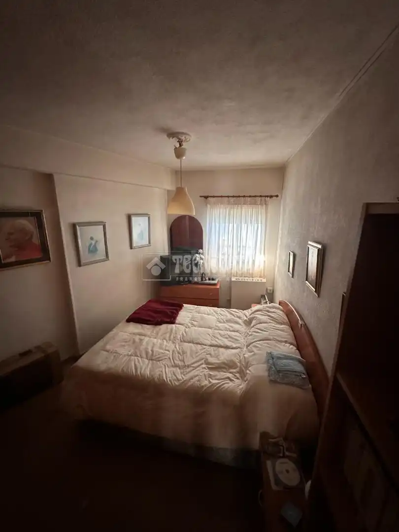Habitación de Piso en venta en Madrid con Calefacción, Terraza y Balcón