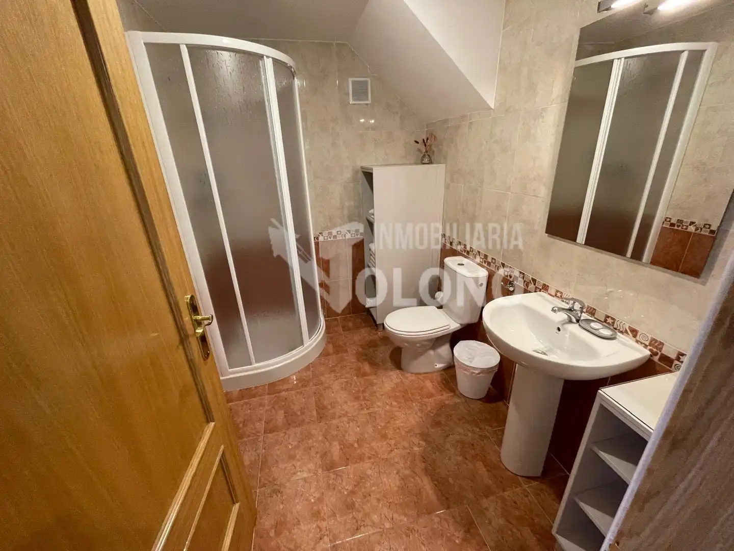 Baño de Dúplex en venta en Cuzcurrita de Río Tirón con Calefacción, Amueblado y Horno