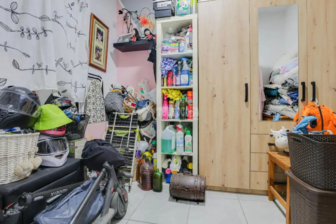 Piso en venta en Montcada i Reixac con Terraza