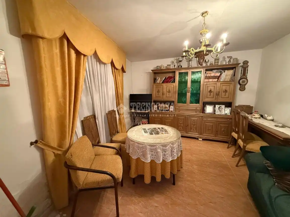 Sala de estar de Casa adosada en venta en Almorox con Terraza