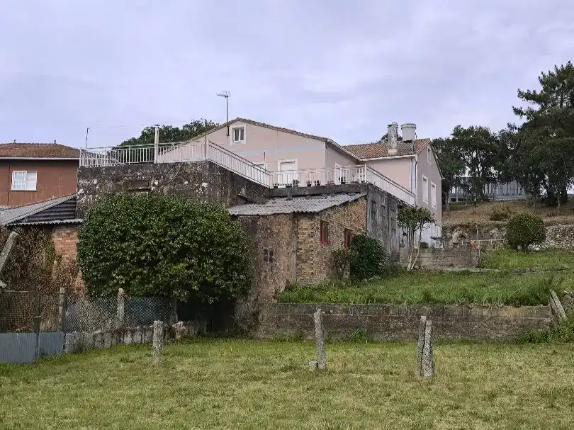 Vista exterior de Casa adosada en venta en Ribadumia con Jardín privado y Amueblado