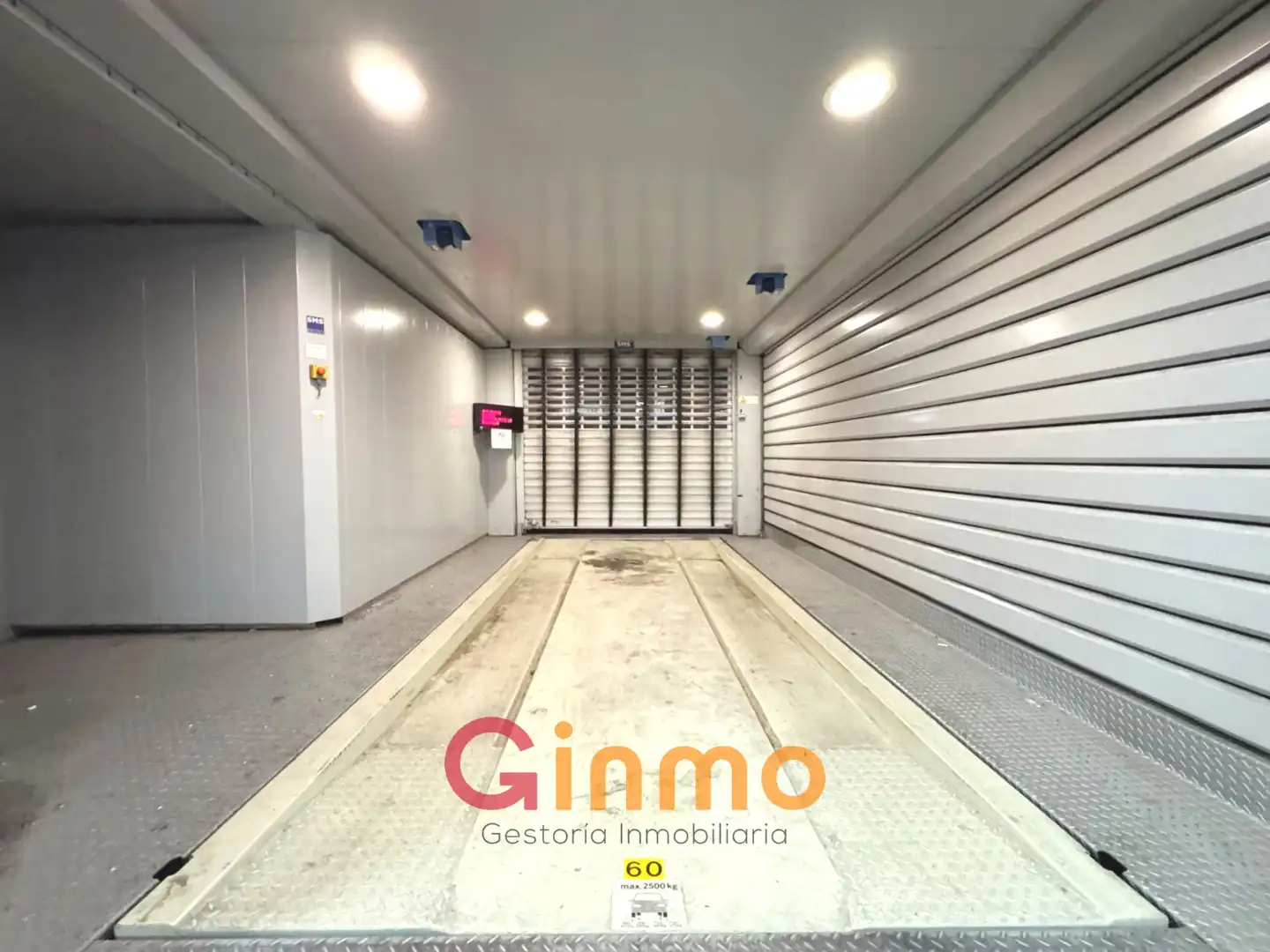 Garage for sale in Madrid  with Alarm