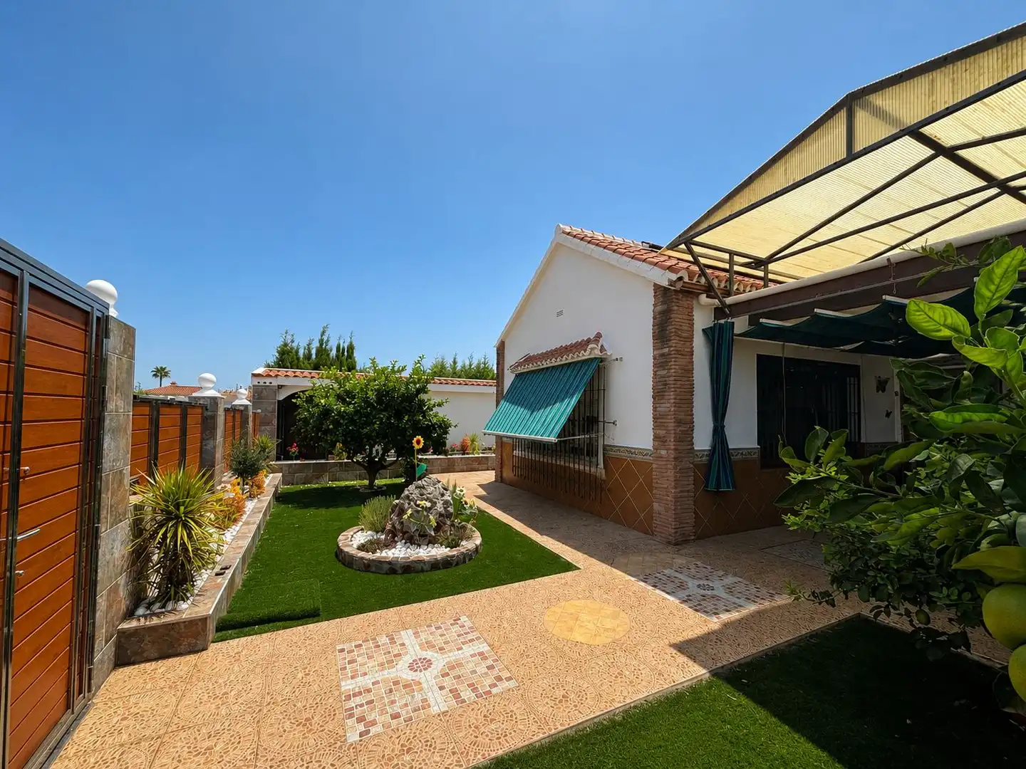 Jardín de Casa o chalet en venta en Alhaurín de la Torre con Aire acondicionado, Jardín privado y Terraza
