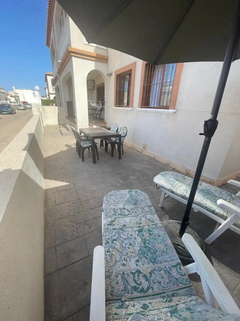 Terraza de Planta baja en venta en Daya Vieja con Aire acondicionado, Terraza y Amueblado