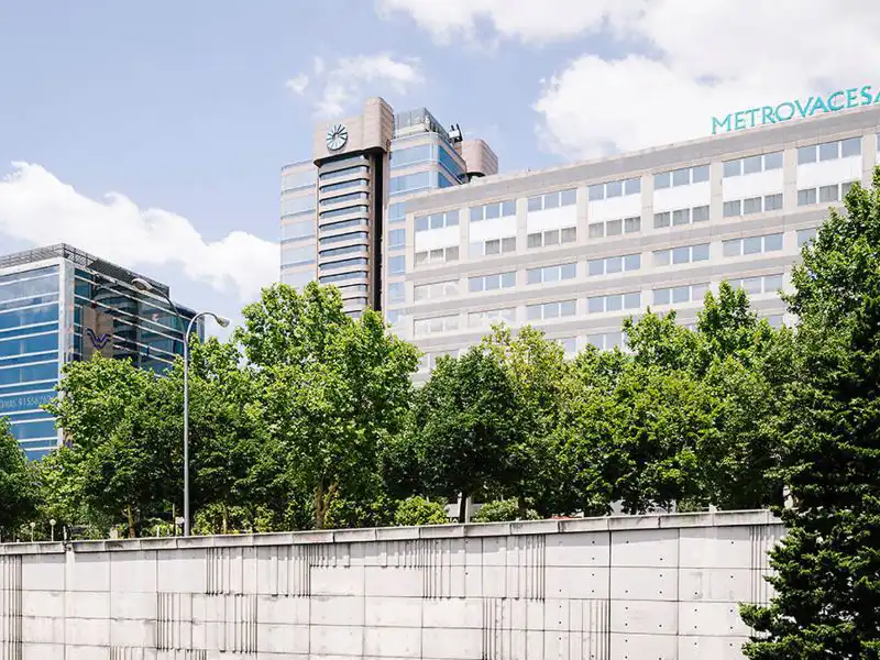 Vista exterior de Oficina de lloguer en Madrid