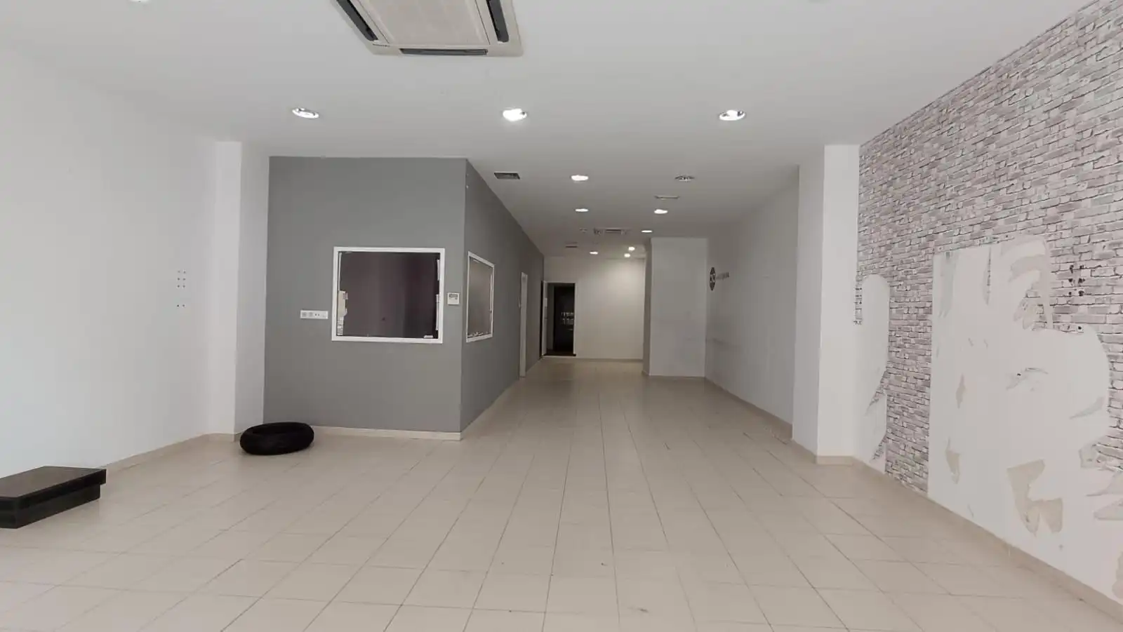 Local comercial en venda a Casco Antiguo, imagen 3