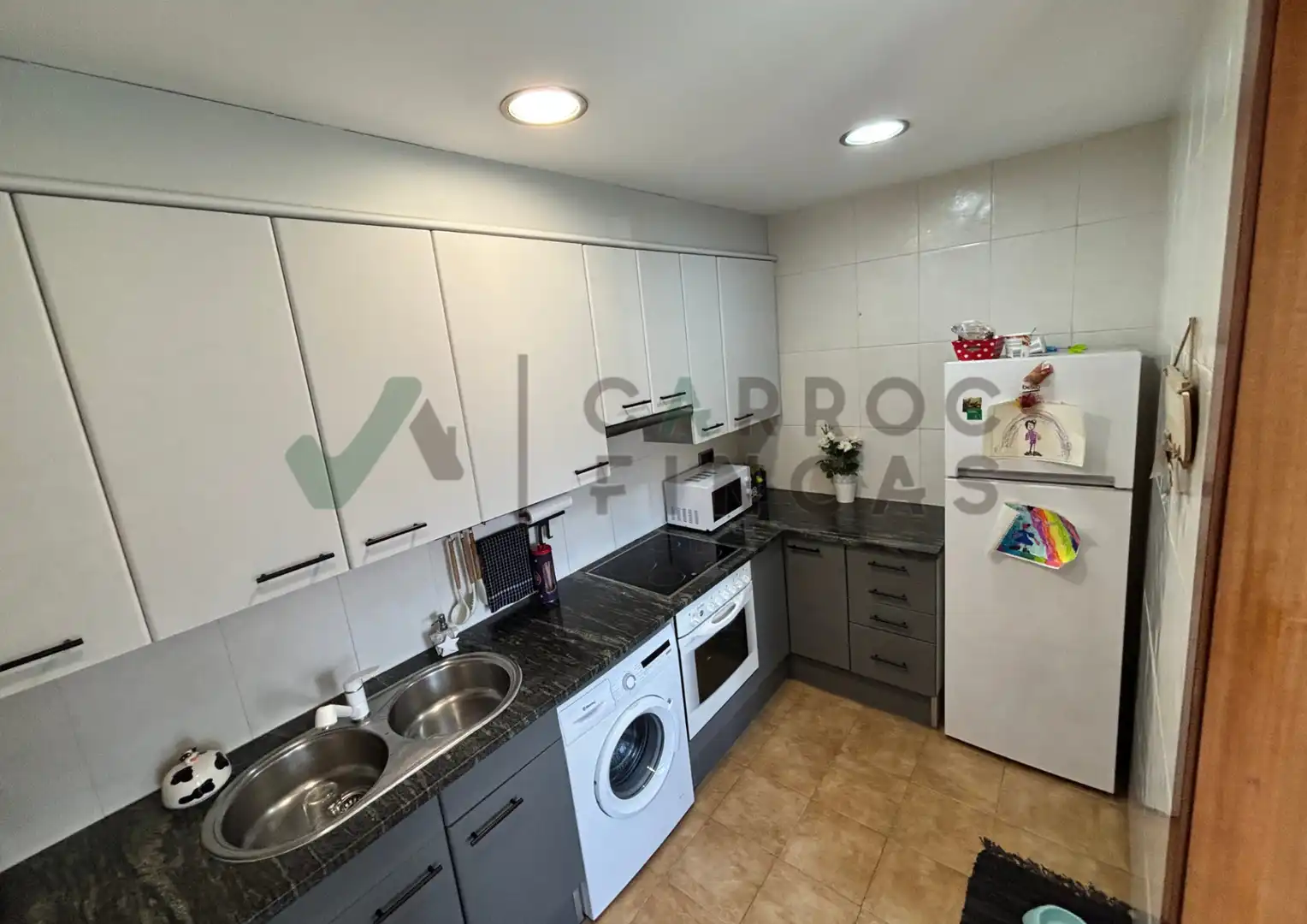 Cocina de Piso en venta en Sant Joan de les Abadesses con Calefacción, Amueblado y Horno