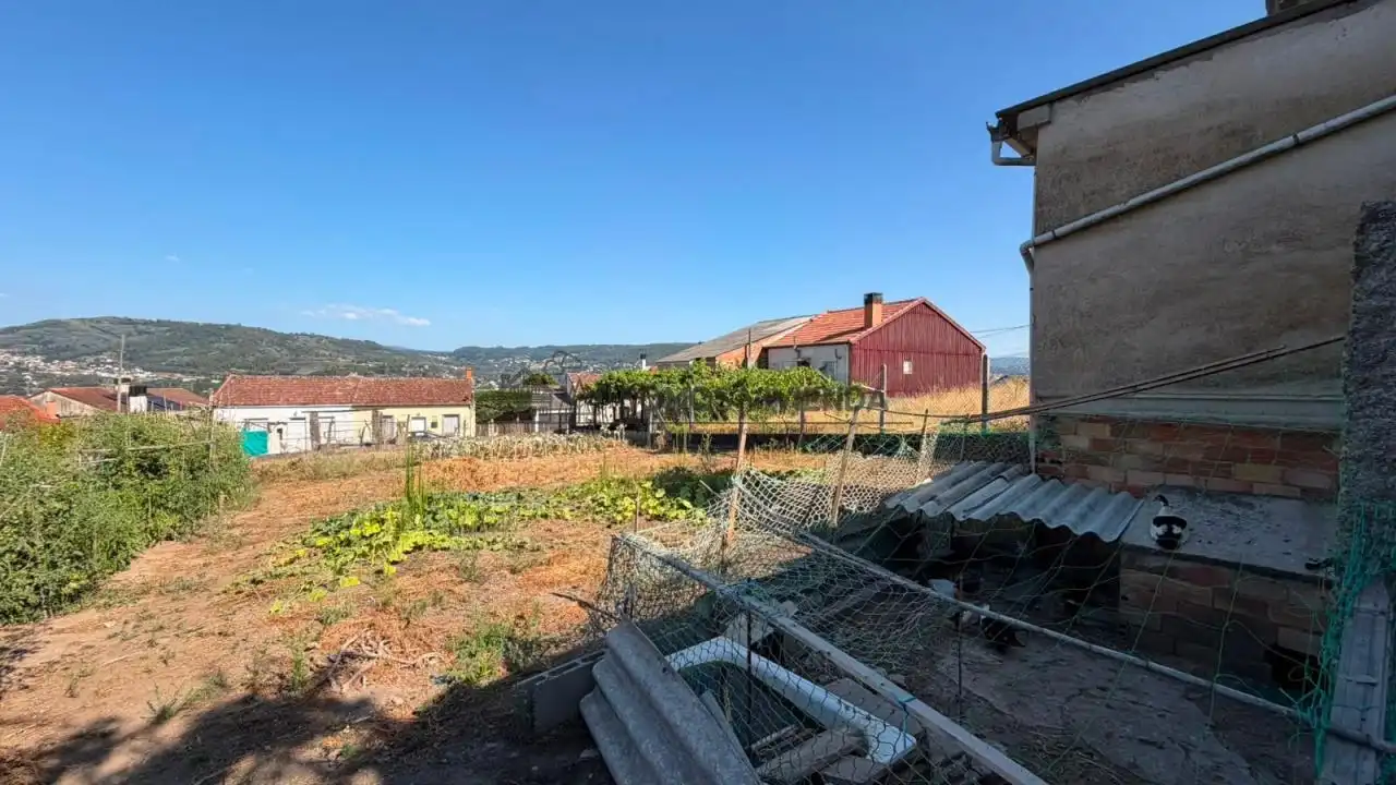Casa o chalet en venta en Ourense Capital  con Jardín privado