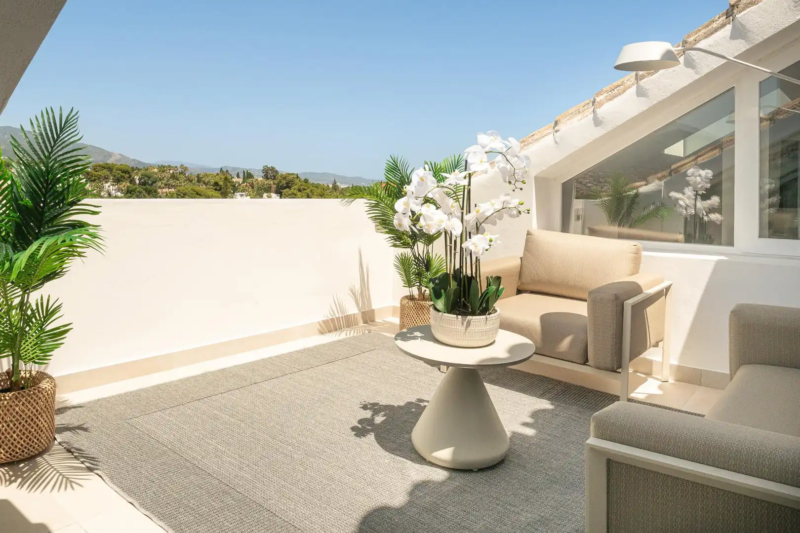 Penthouse mit Pool zum Verkauf in Nueva Andalucía, imagen 2