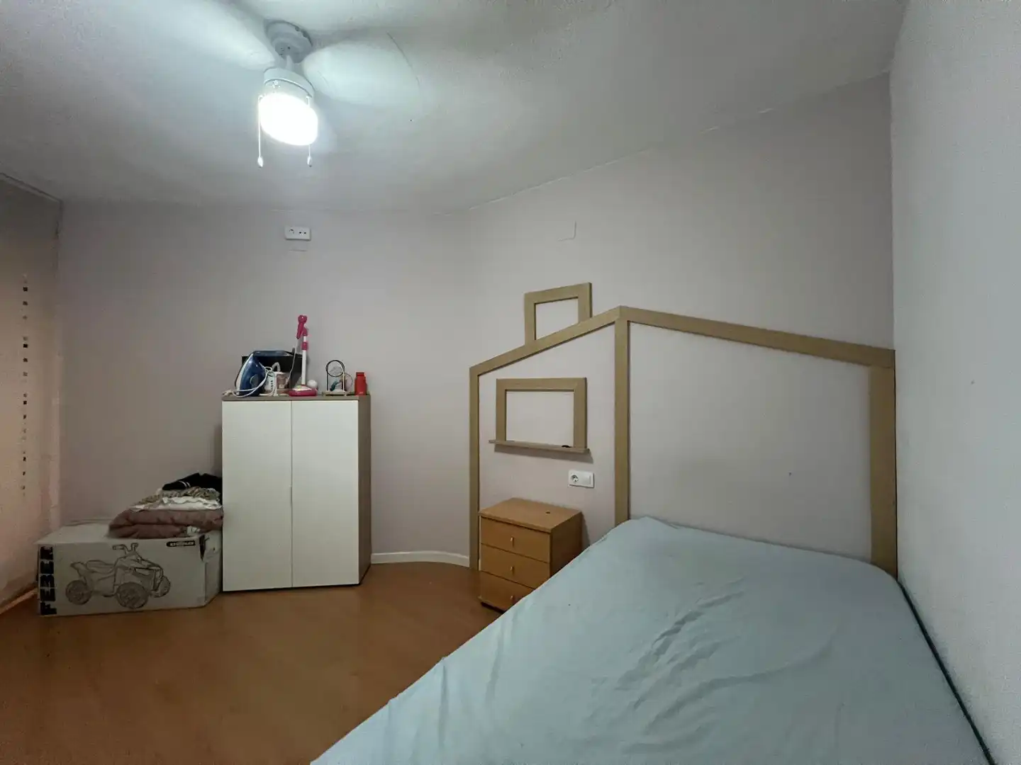 Habitación de Piso en venta en Ontinyent con Parquet, Trastero y Amueblado