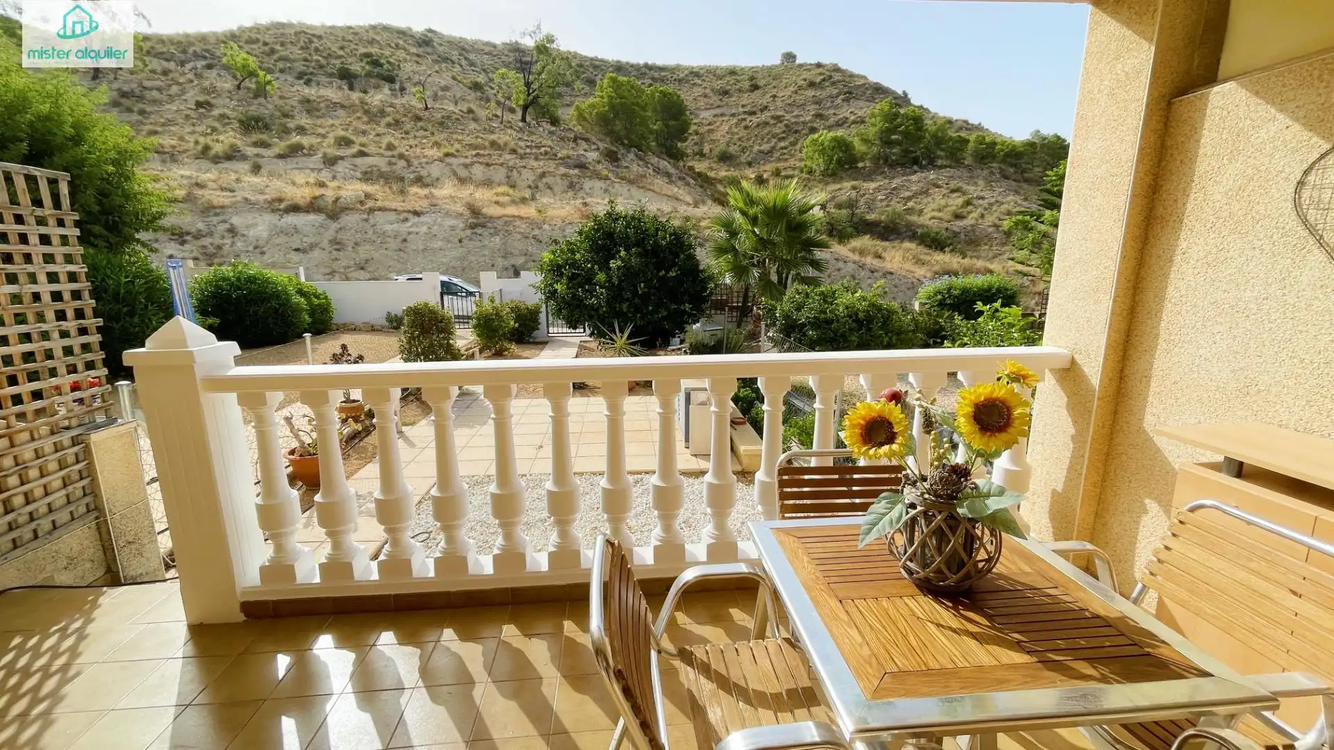 Terrassa de Casa o xalet de lloguer en Busot amb Aire condicionat, Calefacció i Jardí privat