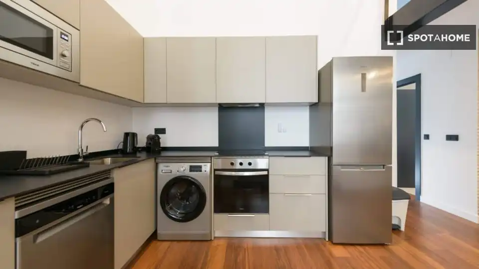 Kitchen of Flat for rent in Madrid  with Air Conditioner, Heating and Furnished