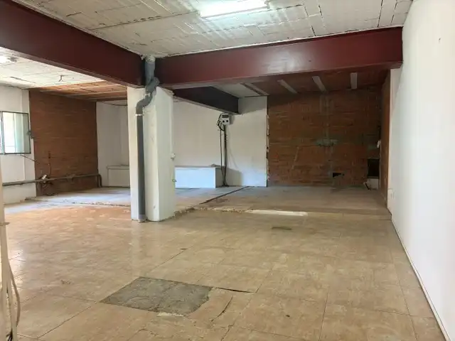 Local comercial en venta en Carrer de la Font de la Barona, imagen 11