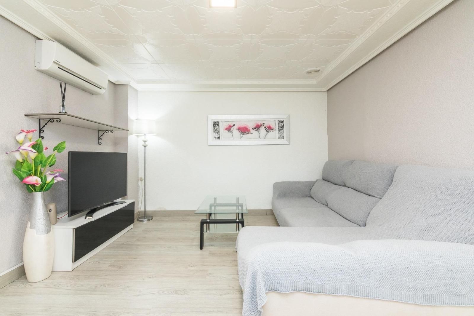Living room of Flat to rent in Elche / Elx  with Air Conditioner and Heating