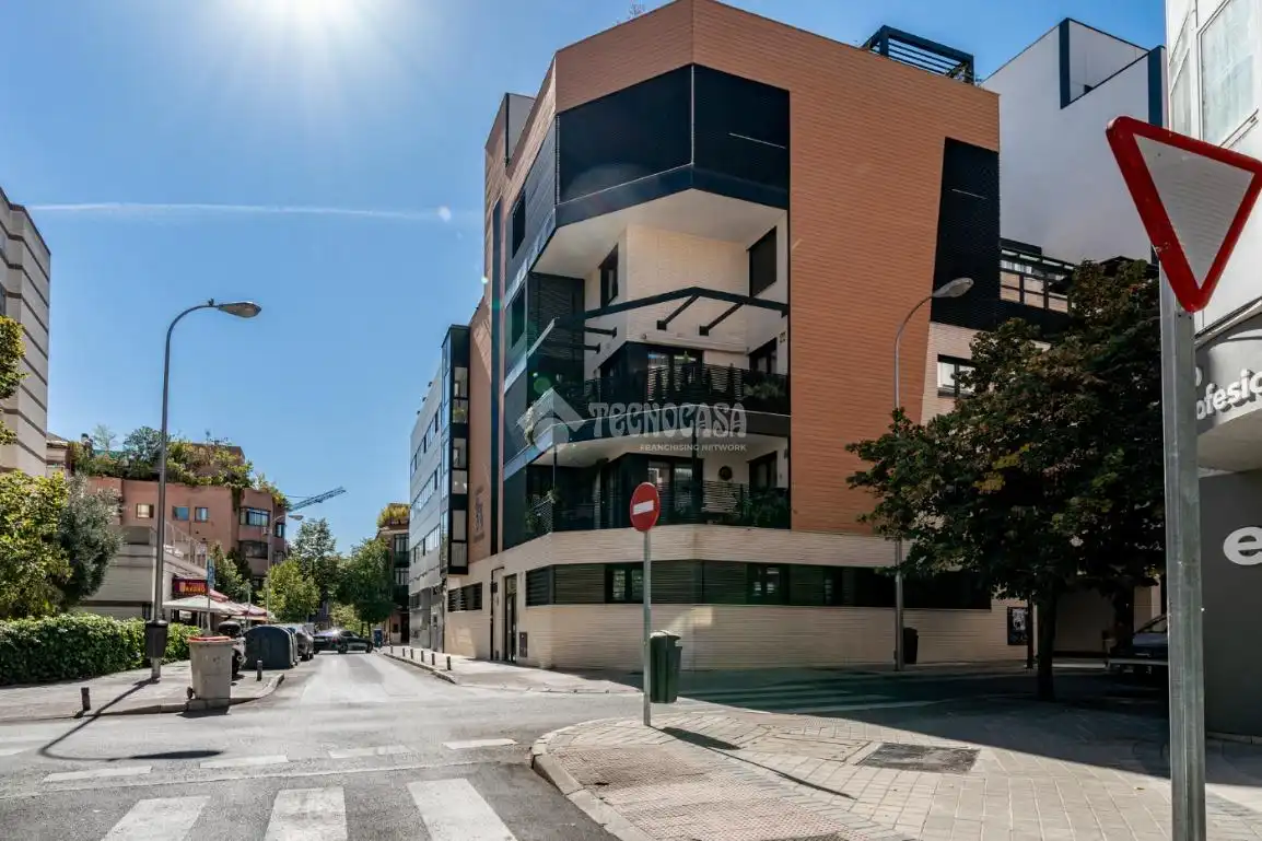 Vista exterior de Piso en venta en Madrid con Aire acondicionado, Calefacción y Terraza