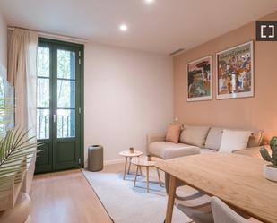 Living room of Flat to rent in  Barcelona Capital  with Air Conditioner, Heating and Furnished