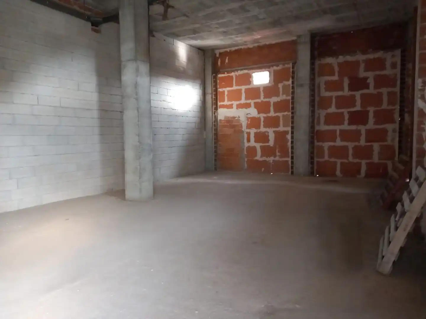 Commercial properties for sale in Guadix