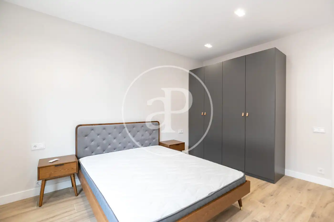 Schlafzimmer von Wohnung zum Verkauf in Barcelona mit Klimaanlage, Heizung und Möbliert