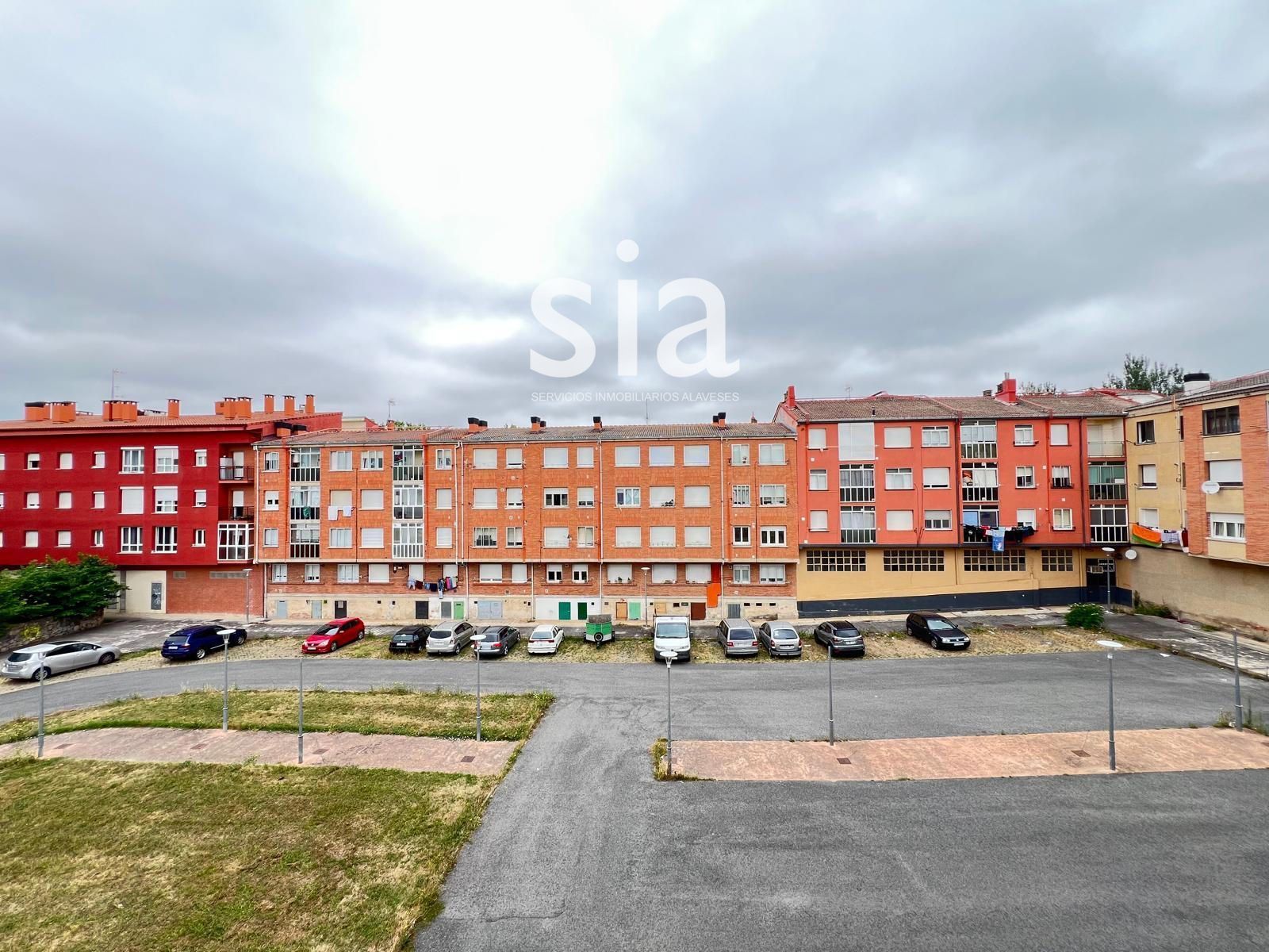 Vista exterior de Piso en venta en Salvatierra / Agurain con Calefacción, Terraza y Trastero