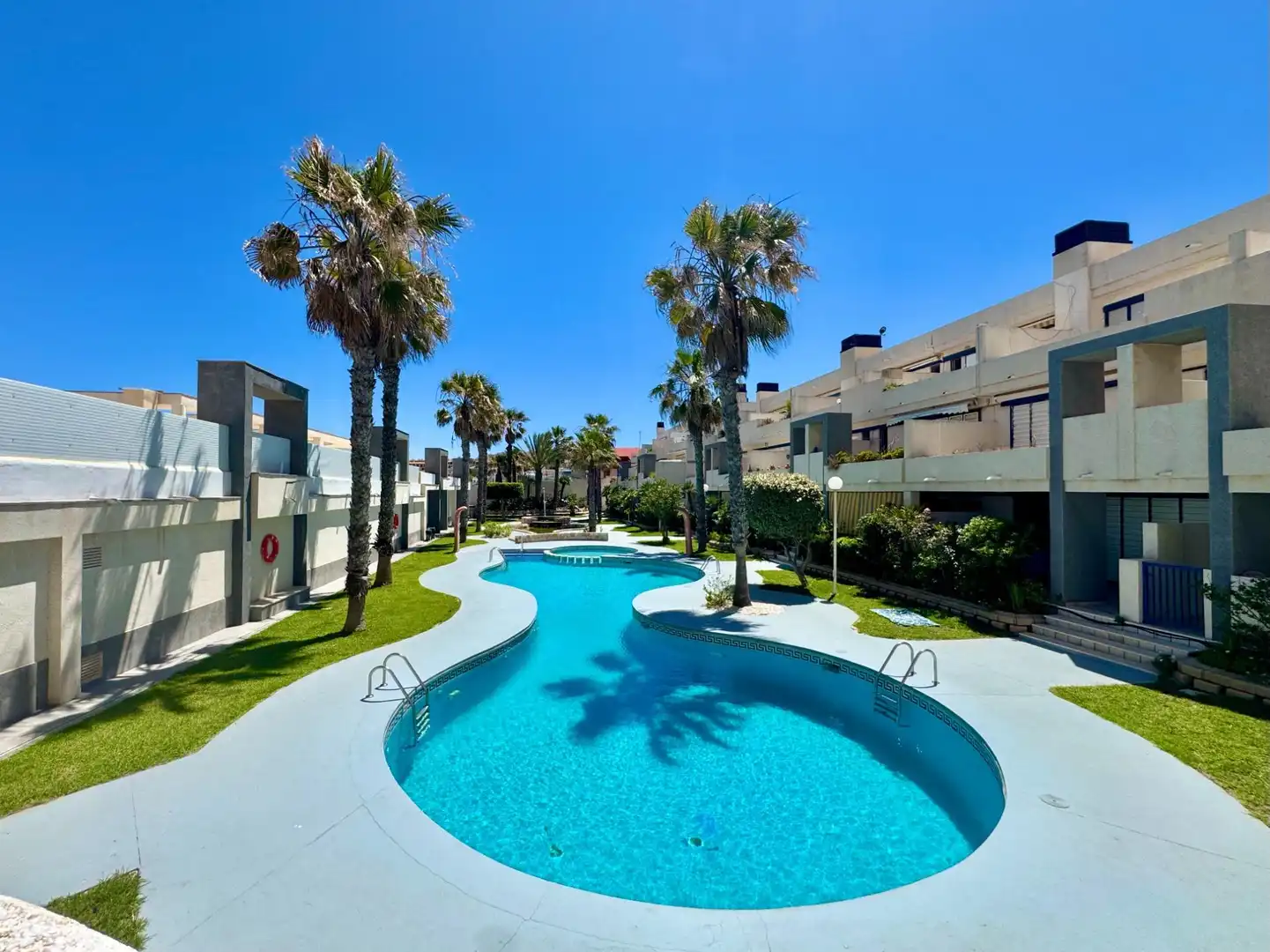 Apartamento en venta en Cañada del Molino