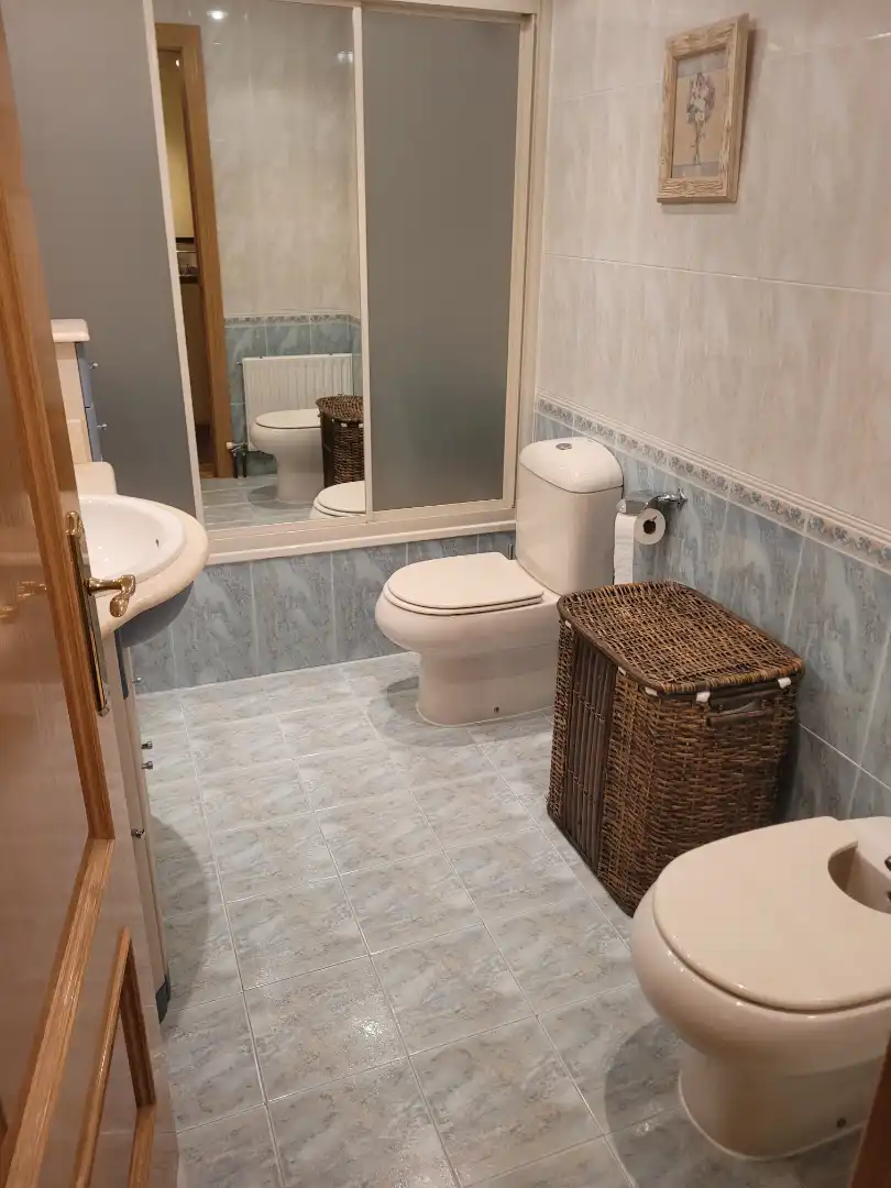 Baño de Casa adosada en venta en Soria Capital  con Calefacción, Jardín privado y Parquet