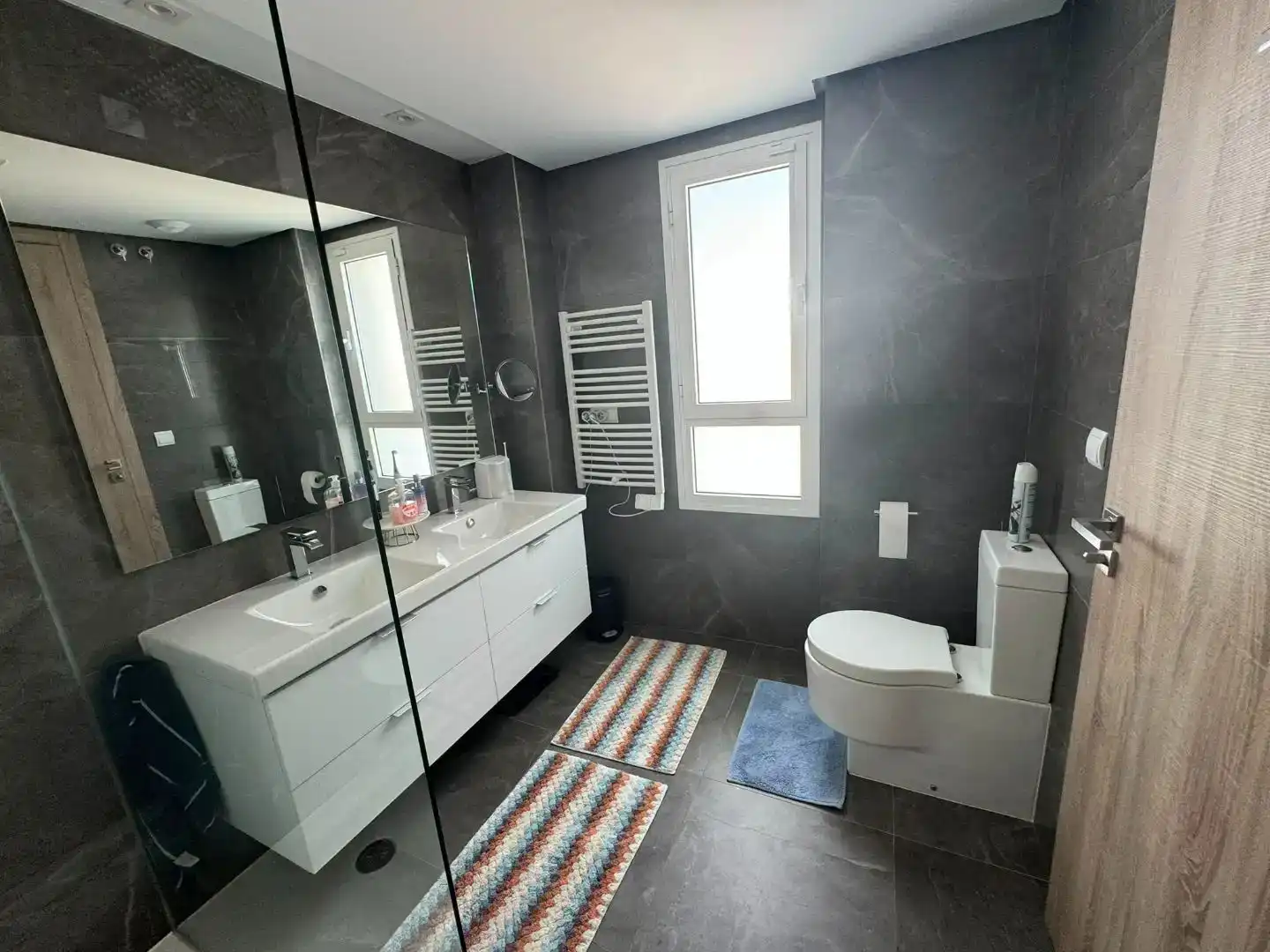 Baño de Piso en venta en Sotogrande con Aire acondicionado, Calefacción y Jardín privado