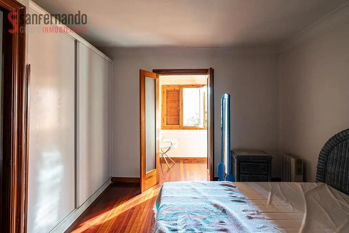 Habitación de Casa o chalet en venta en Torrelavega 