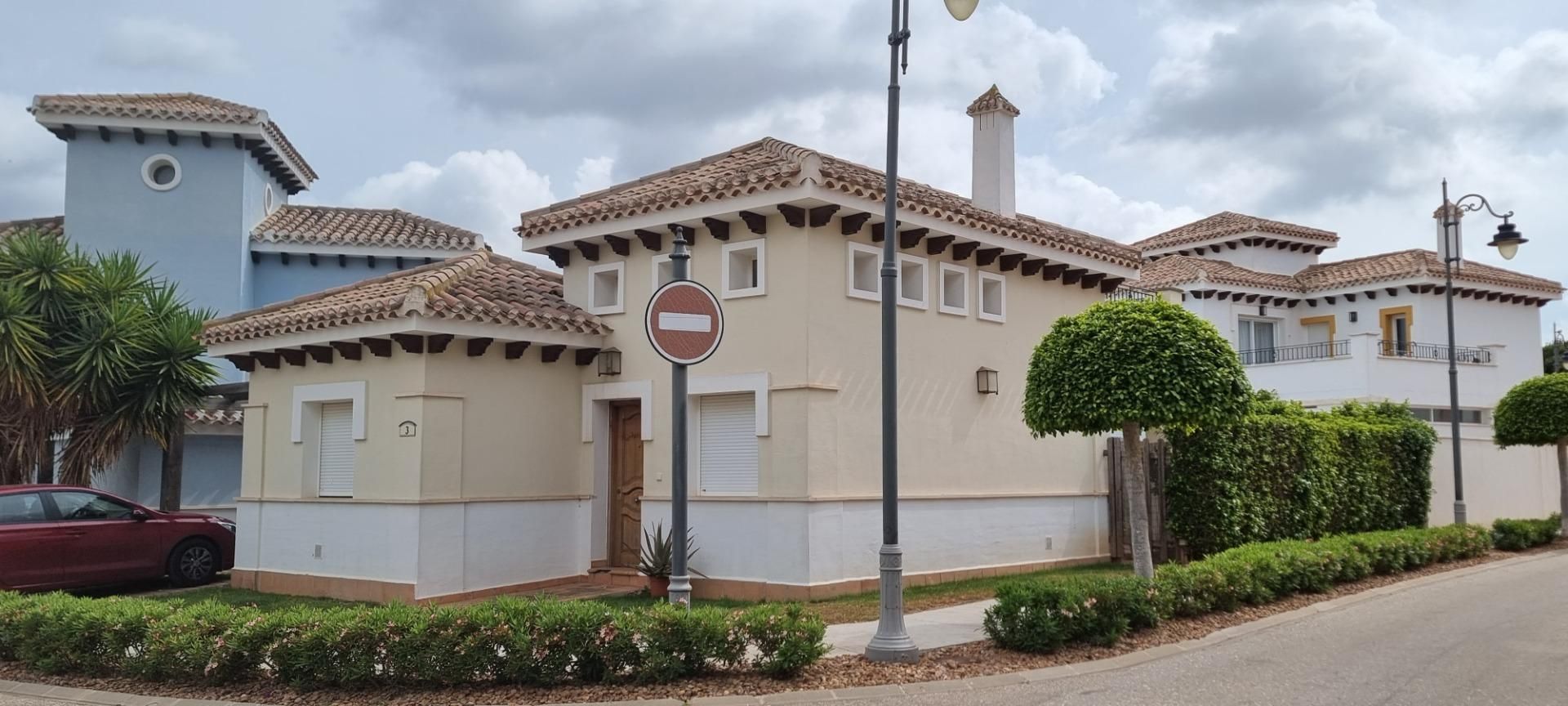 Vista exterior de Casa o xalet en venda en Torre-Pacheco amb Aire condicionat, Jardí privat i Terrassa