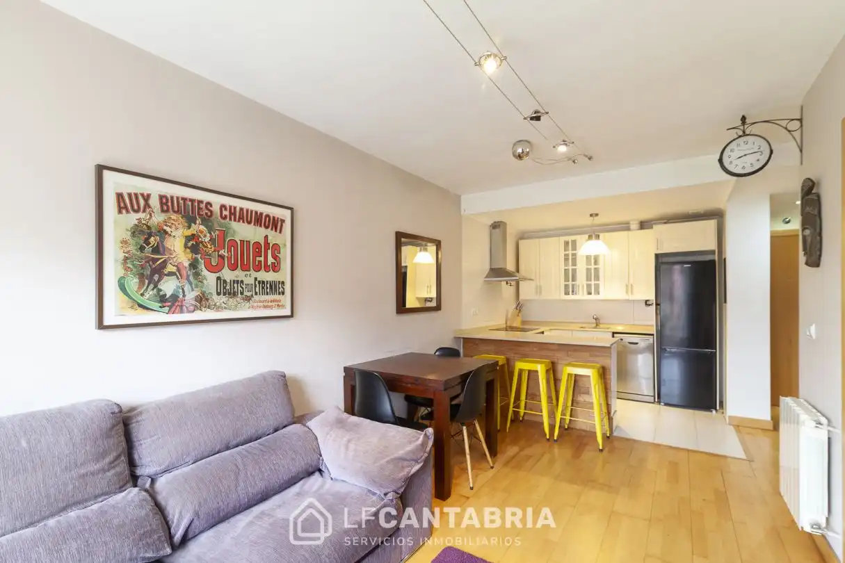 Vista exterior de Dúplex en venta en Castañeda con Calefacción y Terraza