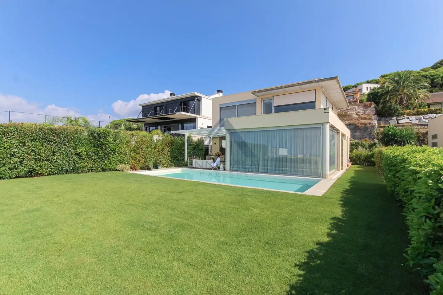 Außenansicht von Haus oder Chalet zum Verkauf in Sant Vicenç de Montalt mit Klimaanlage, Privatgarten und Terrasse