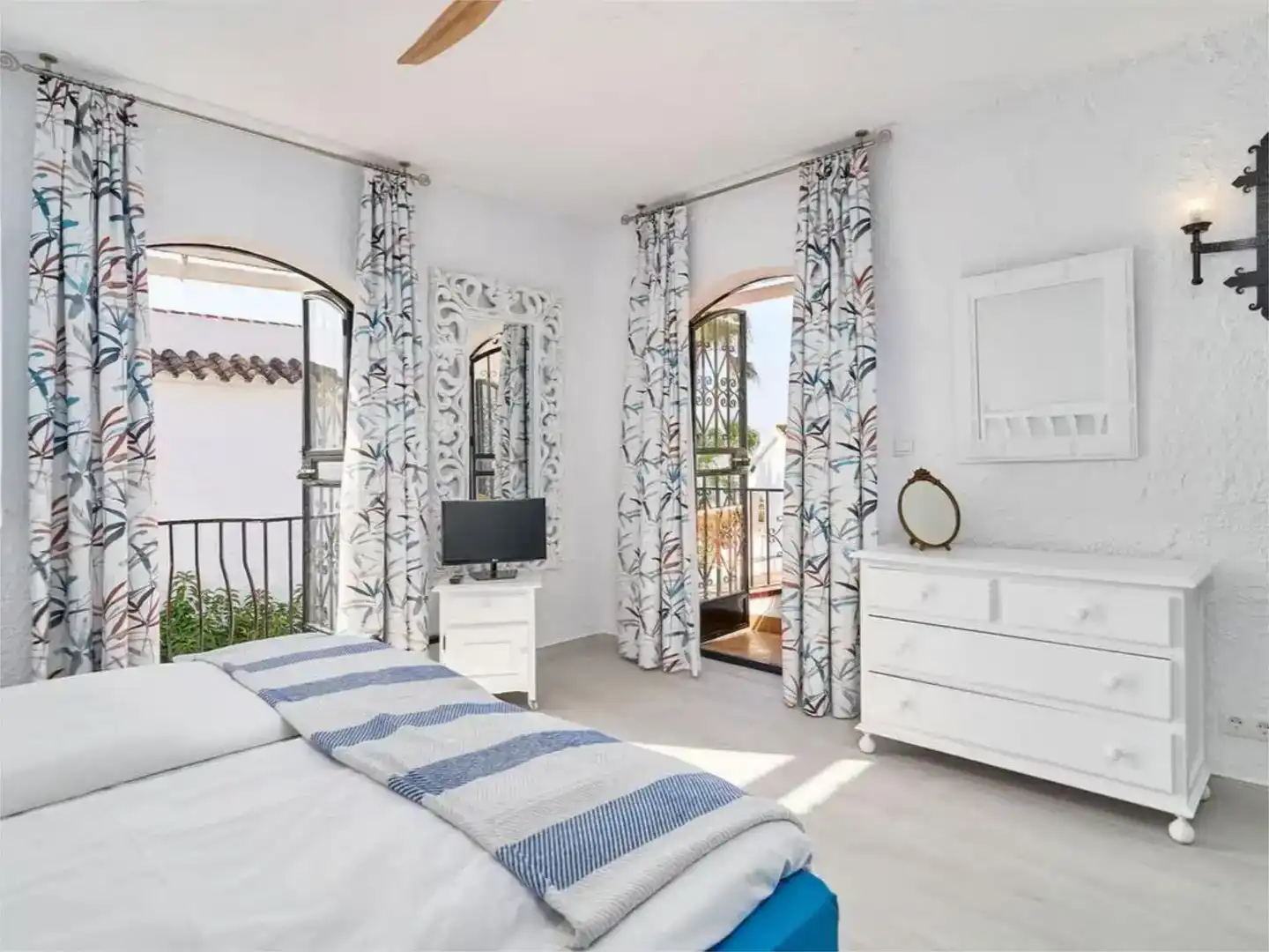 Schlafzimmer von Country house zur Miete in Nerja mit Klimaanlage und Schwimmbad