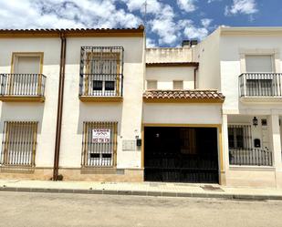 Exterior view of Single-family semi-detached for sale in Sierra de Yeguas  with Balcony
