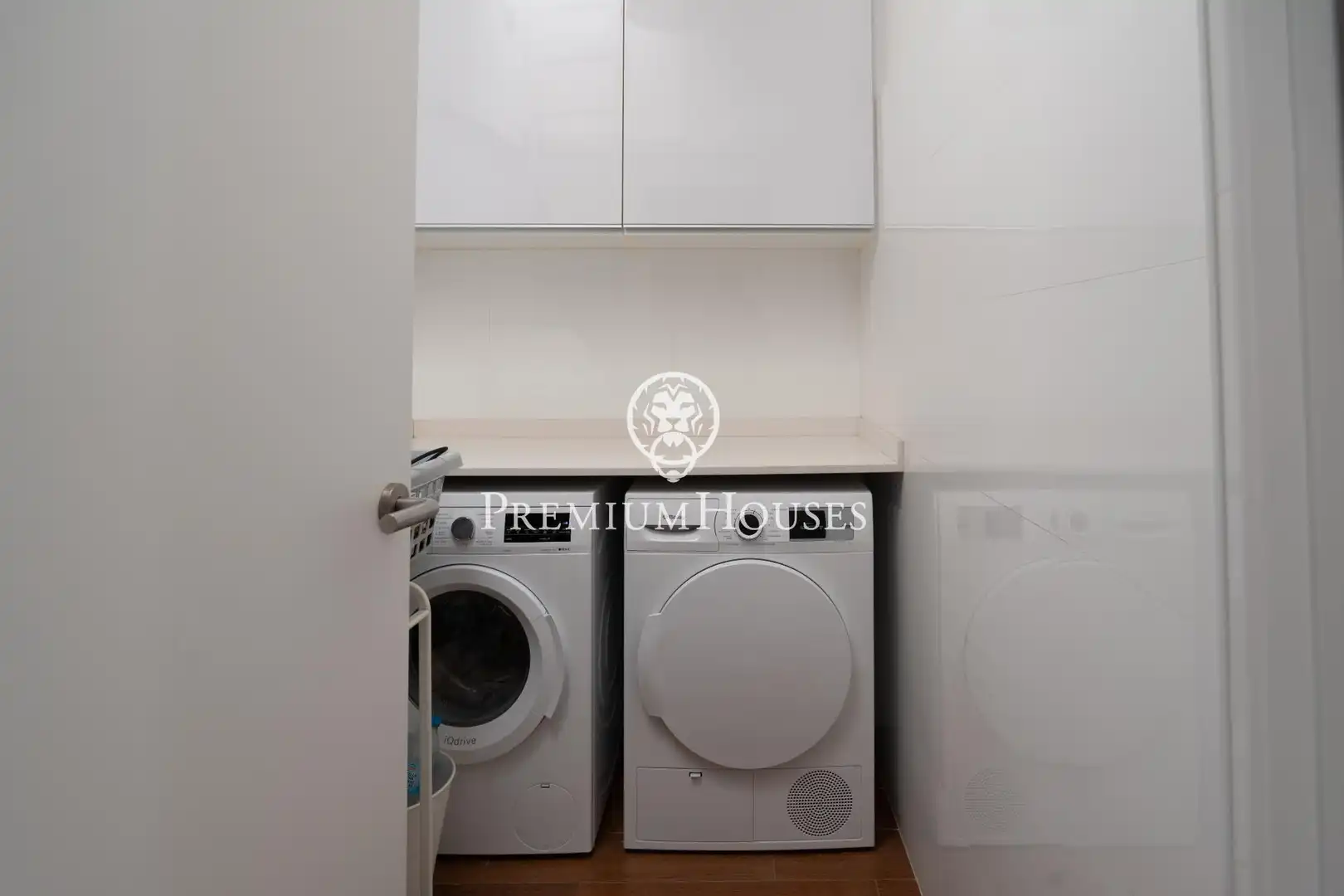 Kitchen of Houses for sale in Vilanova i la Geltrú  with Air Conditioner, Heating and Private garden