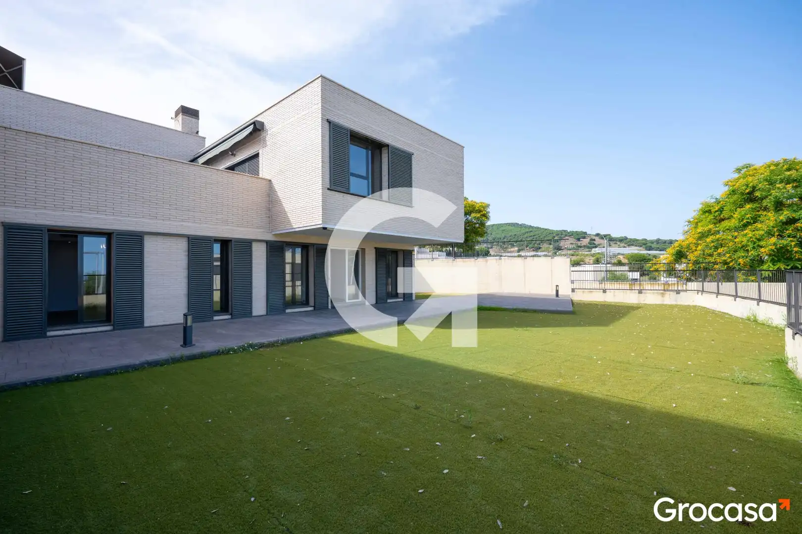 Exterior view of Detached homes for sale in Mataró  with Air Conditioner, Heating and Private garden