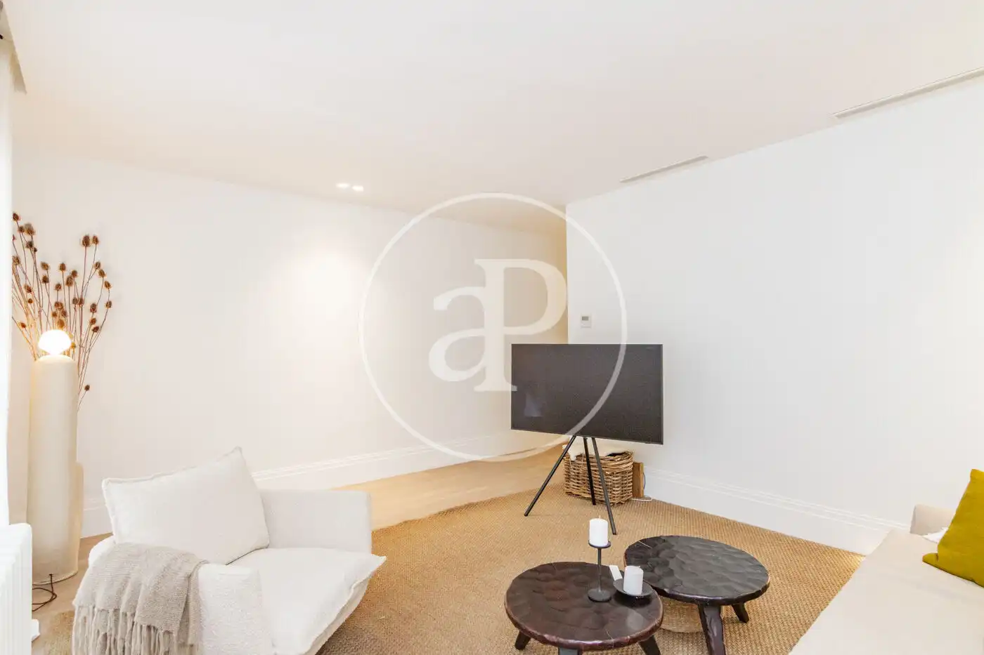 Wohnzimmer von Wohnung zum Verkauf in Madrid mit Klimaanlage, Heizung und Balkon