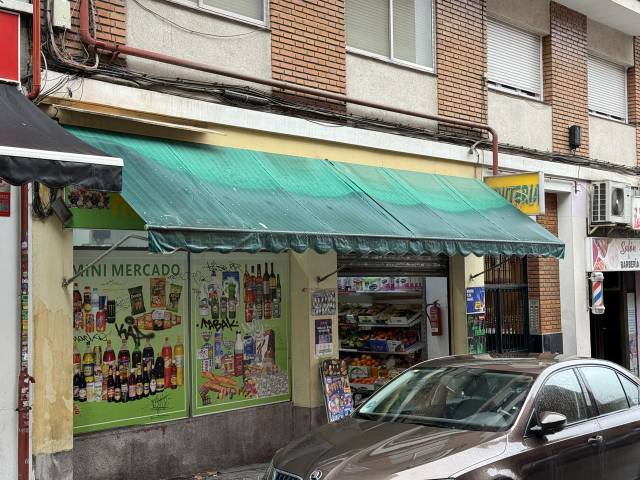 Local comercial en Venta en Baleares en Comillas