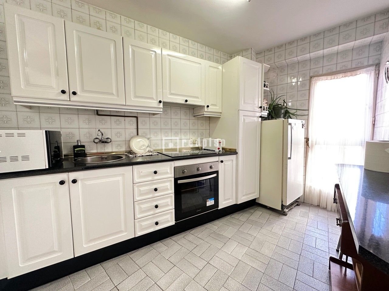 Kitchen of Flat for sale in  Madrid Capital  with Parquet flooring