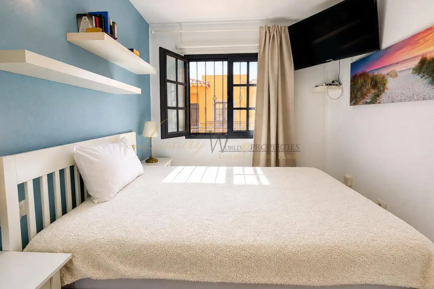 Bedroom of Flat for sale in Arona  with Terrace, Furnished and Community pool