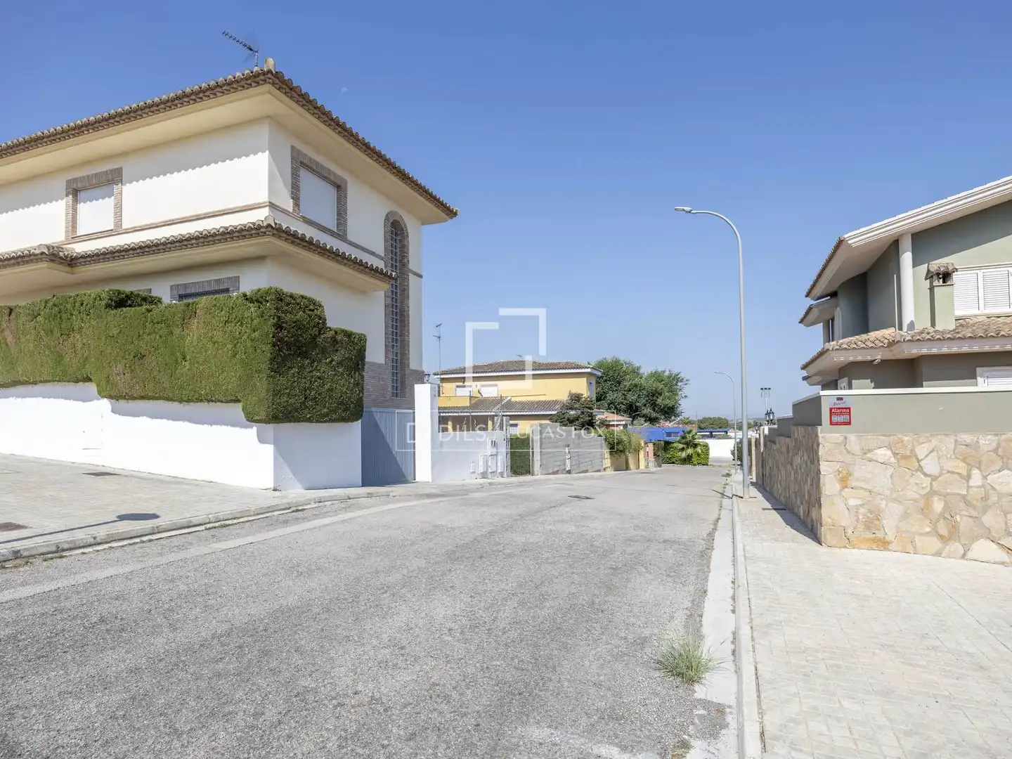 Vista exterior de Casa o xalet en venda en Riba-roja de Túria amb Aire condicionat, Calefacció i Terrassa